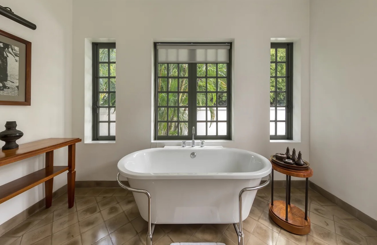 Bathroom Water Removal in Broadlands, VA